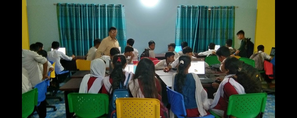 বিদ্যালয়ের ব্যানার ছবি 6